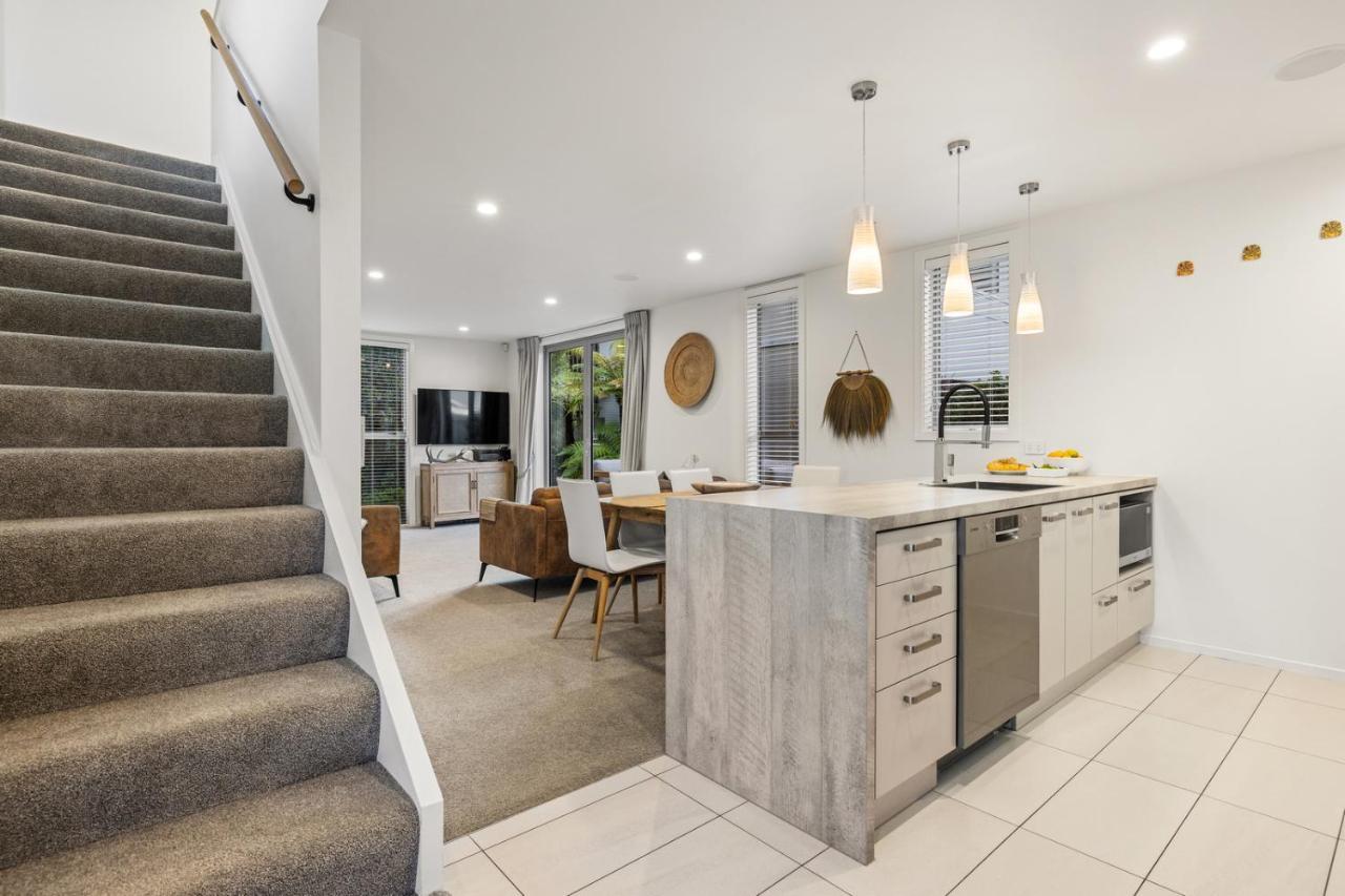 City Escape - Christchurch Central Apartment ภายนอก รูปภาพ