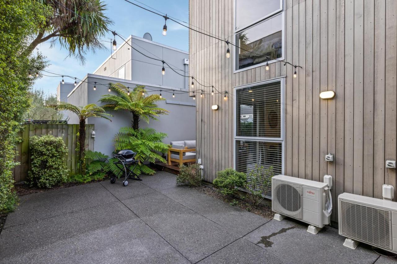City Escape - Christchurch Central Apartment ภายนอก รูปภาพ